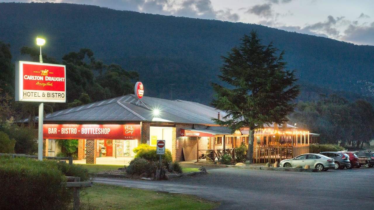 things to do in halls gap